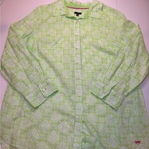Green and White Patterned Button-Up Shirt